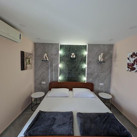 Apartments Klenovica Jadranka Cacic Buitenkant foto